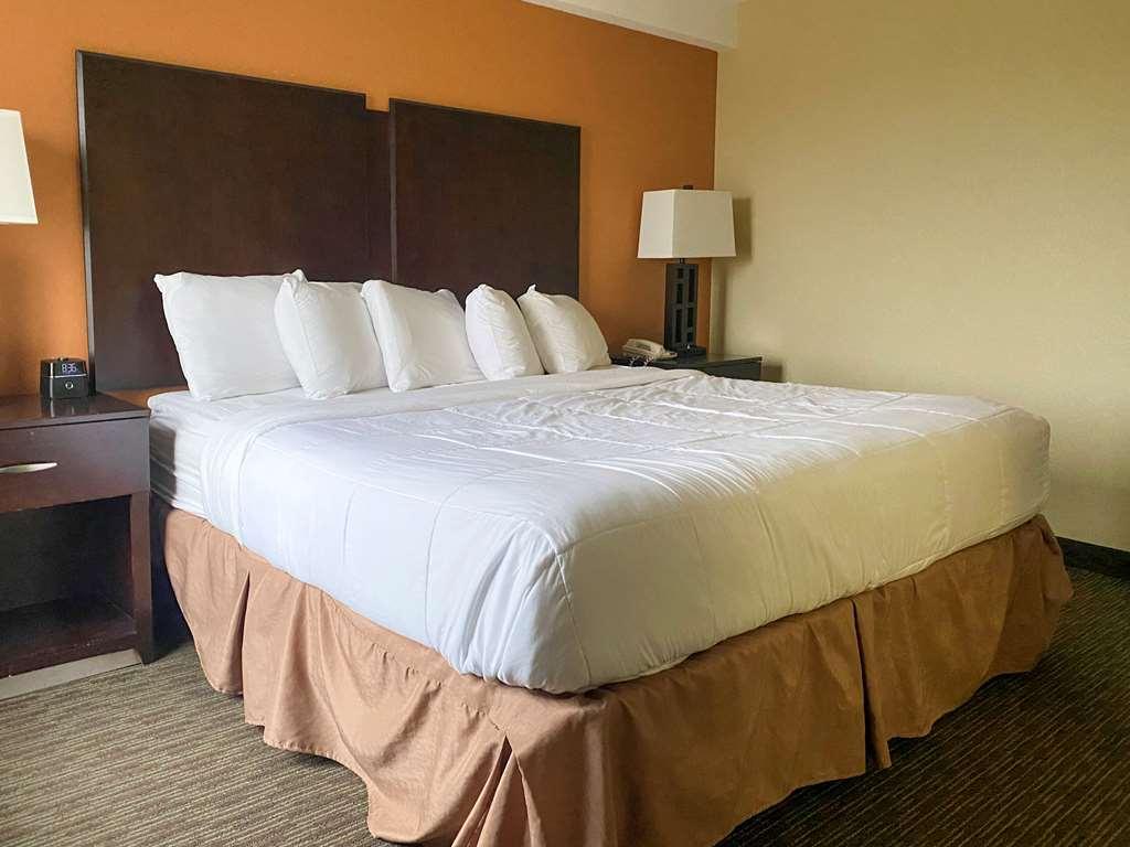 Mainstay Suites Conover-Hickory Room photo
