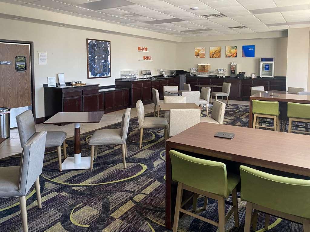 Mainstay Suites Conover-Hickory Restaurant photo