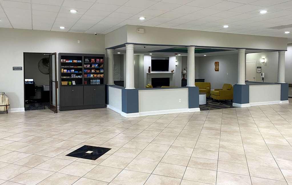 Mainstay Suites Conover-Hickory Interior photo